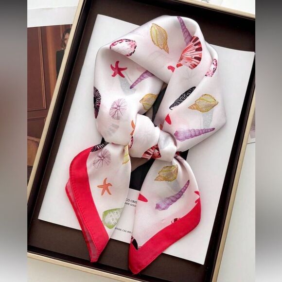 Colorful Seashell Print Scarf A1355 - Picture 1 of 4